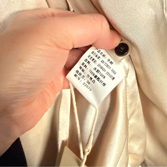 Luxury Kopenhagen Fur Like New White Mink Hooded Fur Coat with Crystal Clasps - Picture 11 of 12